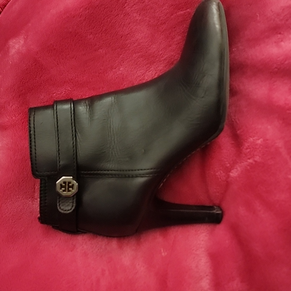 Tory Burch Black Bristol Equestrian Calf Leather Ankle Zip Bootie